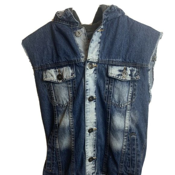 Rolling Paper Womens Denim Vest Jacket Sz Medium - Picture 1 of 5